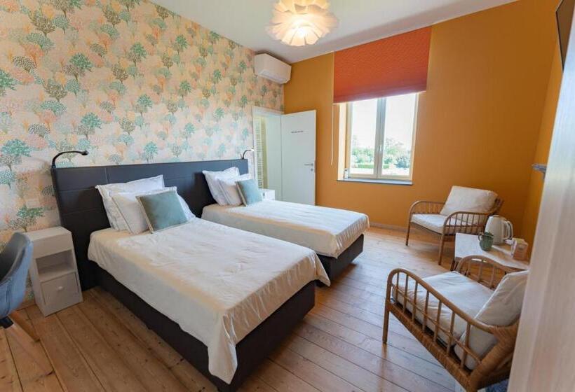 スタンダードルーム, Manoir Du Moulin