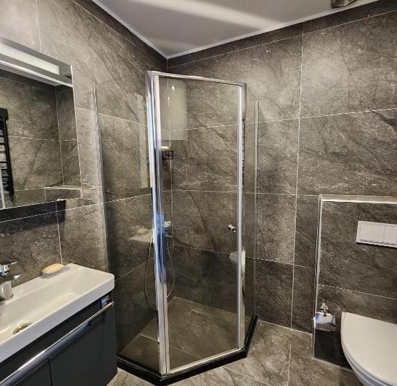 آپارتمان 1 خوابه با چشم‌انداز دریا, Sea View Plaza Batumi Centre