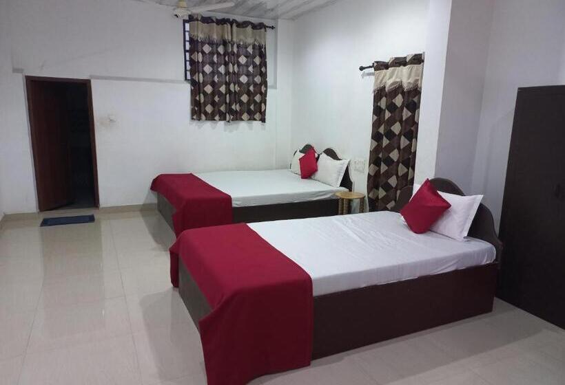 Семейный Номер Superior, Edens Residency Thekkady