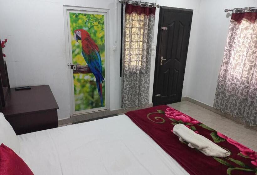 Номер Стандарт Трехместный, Edens Residency Thekkady