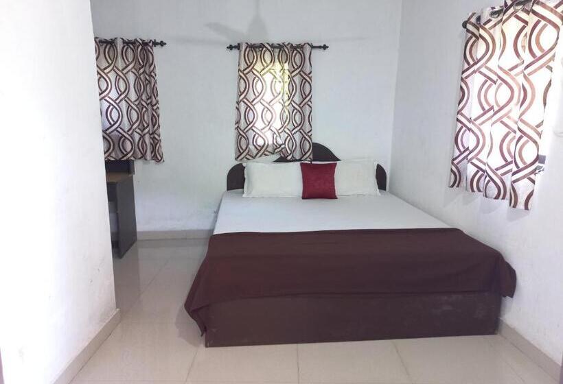 基本三人间, Edens Residency Thekkady