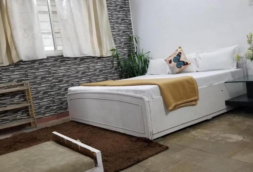 Villa 1 Chambre, Wandr Tabletop