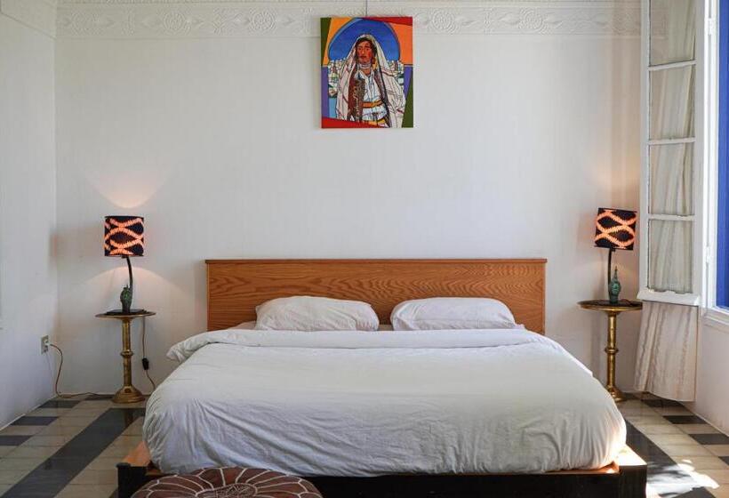 اتاق خانوادگی با چشم‌انداز دریا, Mar Y Montana House