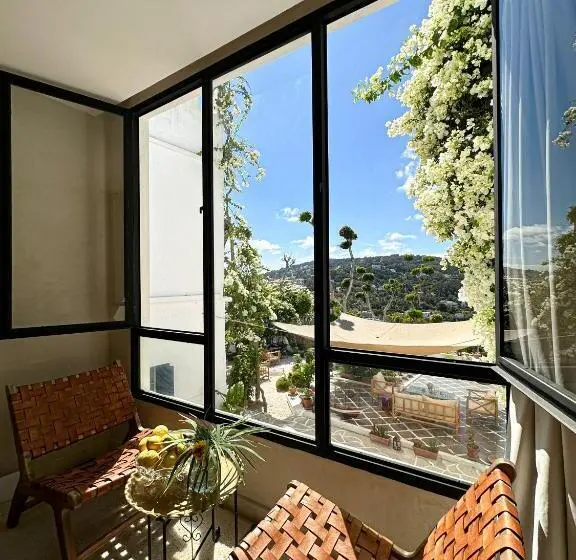 اتاق استاندارد با چشم‌انداز کوهستان, Mar Y Montana House