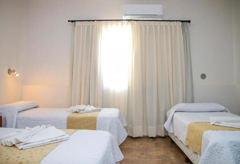 标准三人间, Ciudad Del Sol