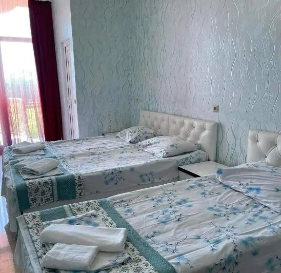 Triple Room Sea View, Georgia