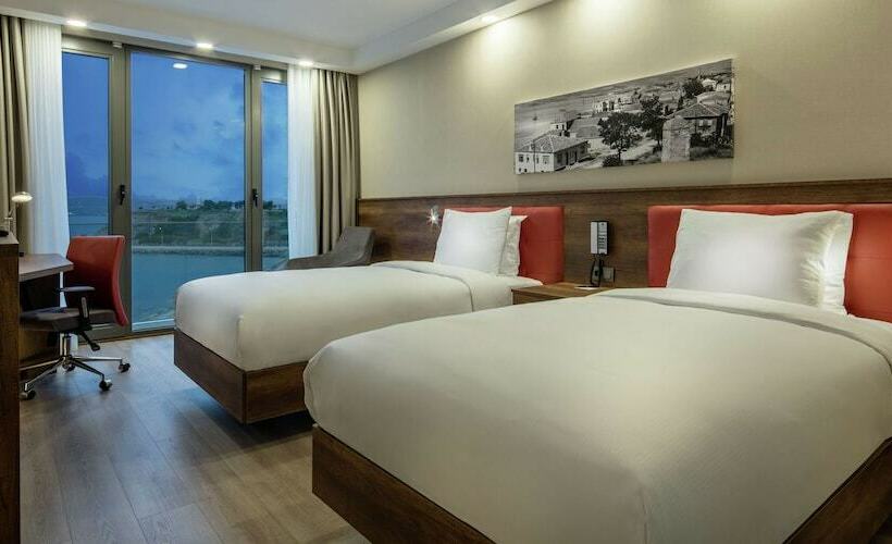 اتاق استاندارد با چشم‌انداز دریا, Hampton By Hilton Canakkale Gallipoli