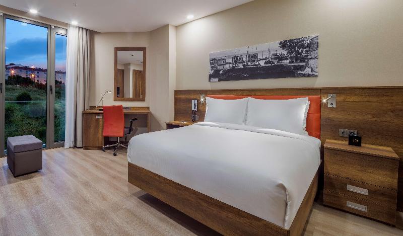 اتاق استاندارد با چشم‌انداز دریا, Hampton By Hilton Canakkale Gallipoli