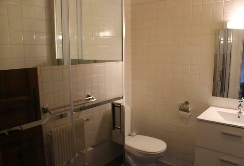 经济房, La Bastide Du Logis Du Pin