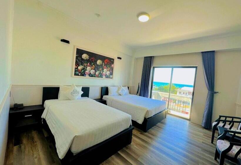 اتاق لوکس با چشم‌انداز دریا, Levan