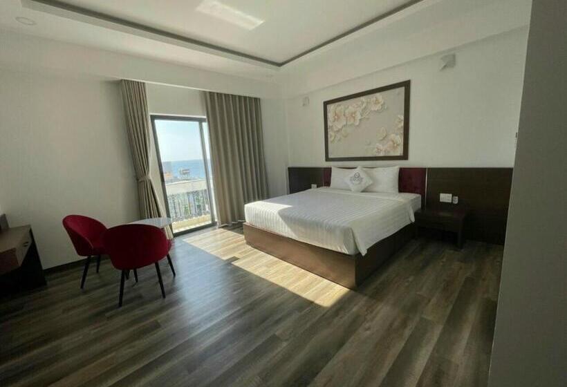 سوئیت با تخت بزرگ, Levan