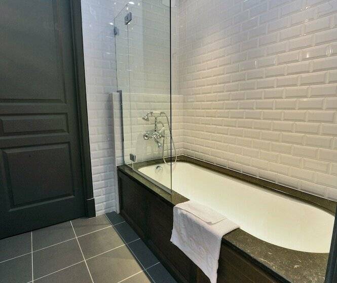 اتاق استاندارد, Maison De Famille Les 5 Frères