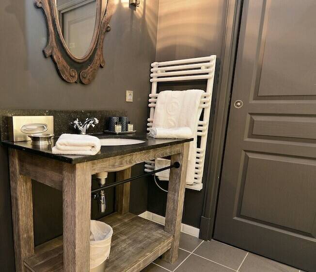 اتاق استاندارد, Maison De Famille Les 5 Frères