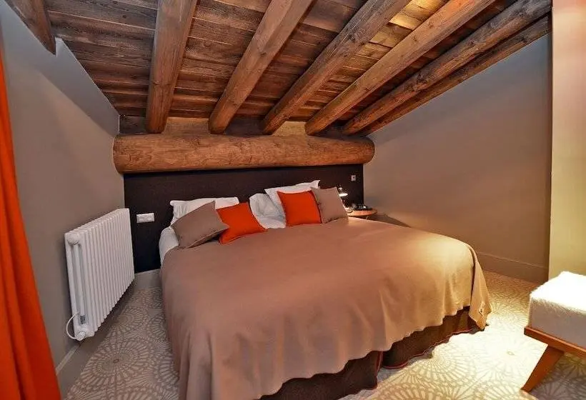 اتاق دوبلکس, Maison De Famille Les 5 Frères