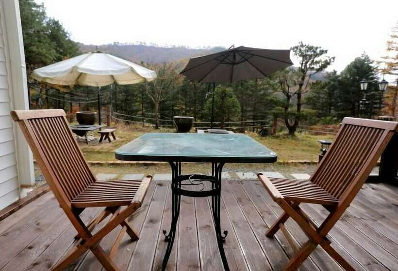 חדר סטנדרט, Pinearoma Pension