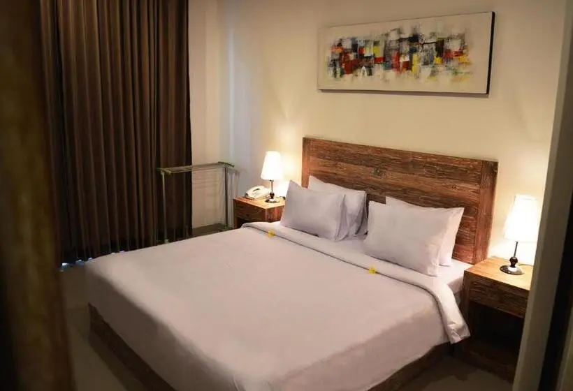 اتاق لوکس با تخت بزرگ, Tirtha Canggu Suites