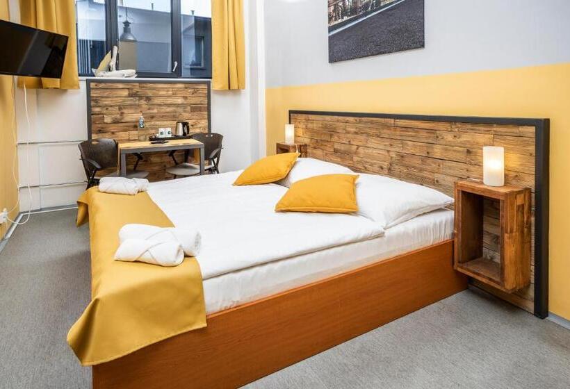 غرفة قياسية, Vp1