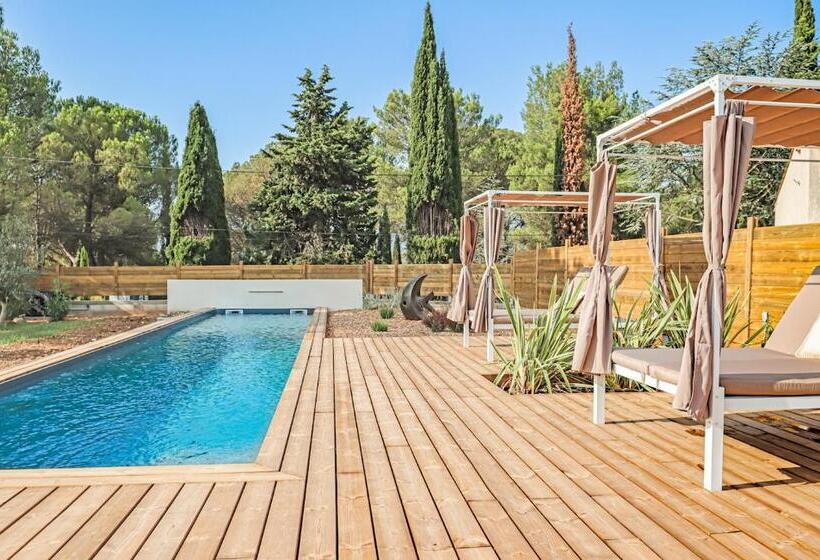 자쿠지 스위트, Les Gîtes De Laure   L Eden Romantique, Chambres Hôtes, Spa Privé, Couloir De Nage, Adults Only