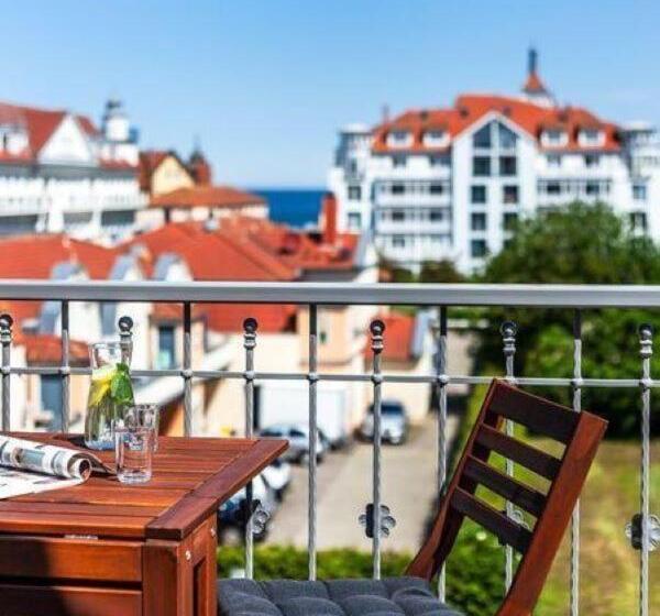 1 Bedroom Apartment Lake View, App Romina
