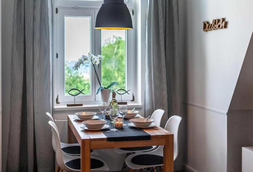 1 Bedroom Apartment Lake View, App Romina