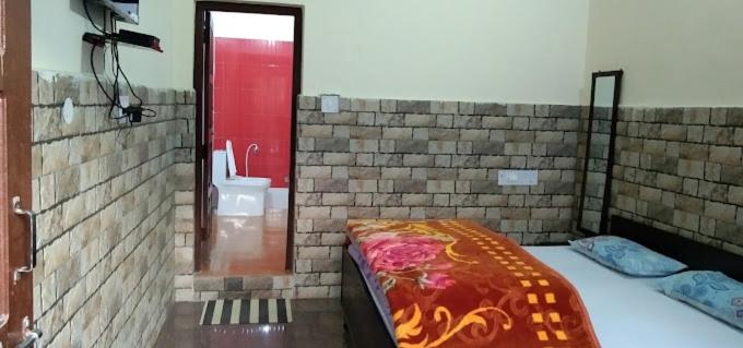 غرفة ديلوكس, Manorama Palace Badrinath