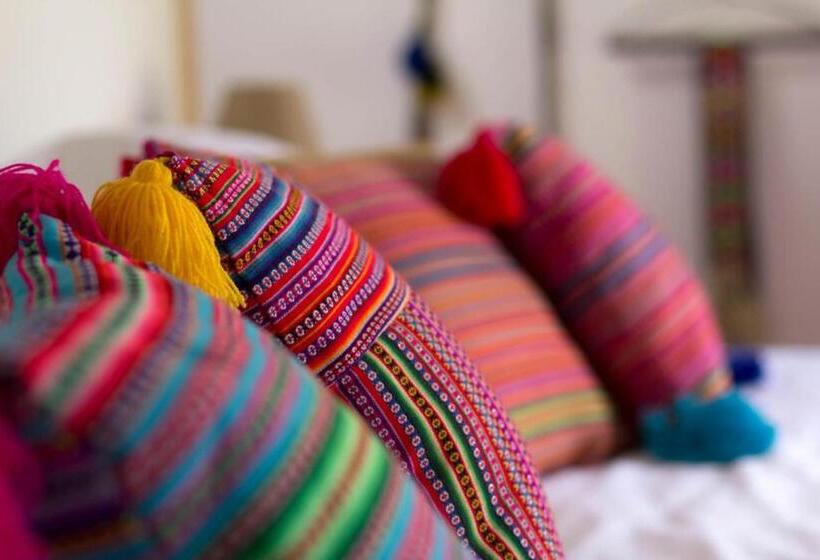 Люкс, Natural Human Boutique Sanctuary   Sacred Valley Peru