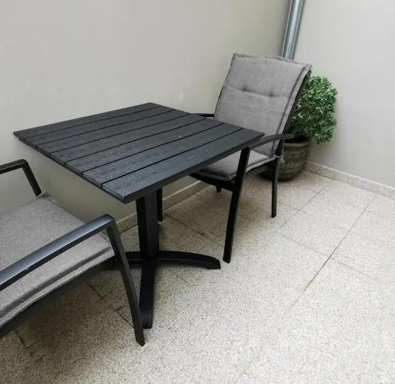 اتاق استاندارد با سرویس بهداشتی مشترک, Cidade Alojamento
