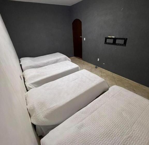 חדר סופריור לארבעה, Pousada Castelo Da Villa   Vila Yolanda, Foz Do Iguaçu