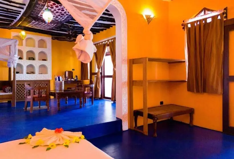 デラックスの４人部屋, Swahili Palace Zanzibar