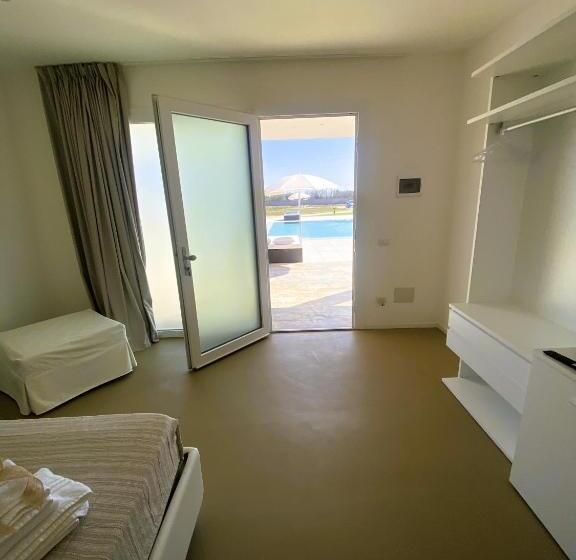 غرفة قياسية سرير كينج, Agricola Chiani