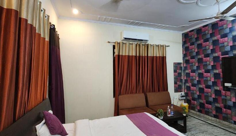 Standardzimmer, Prisha Stay