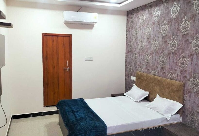 Номер Стандарт, Somnath Inn