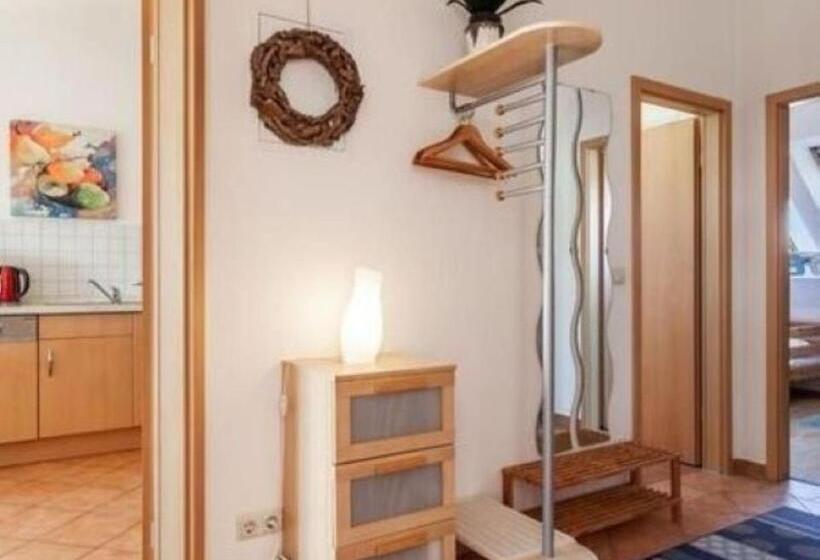Апартаменты 1 Спальня с Балконом, Waldstr 34 Wo 05