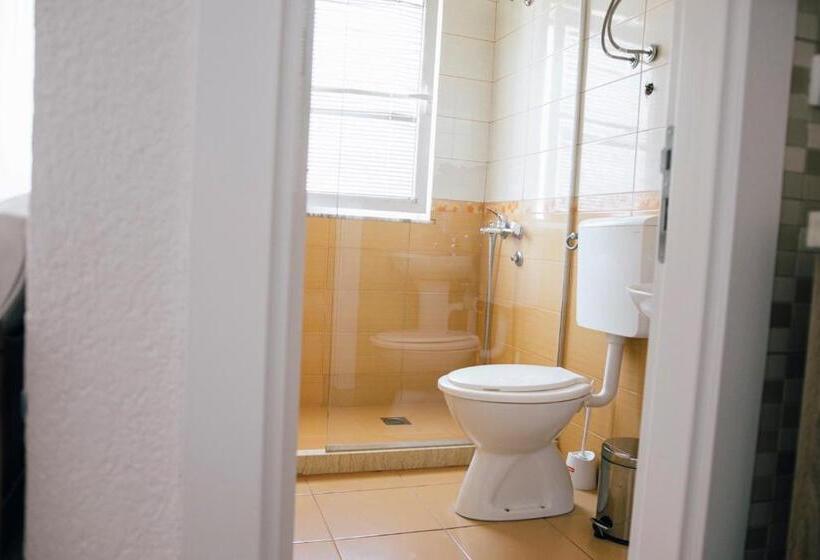 آپارتمان 1 خوابه با بالکن, Premium Apartments