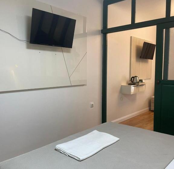 آپارتمان 1 خوابه با بالکن, Premium Apartments