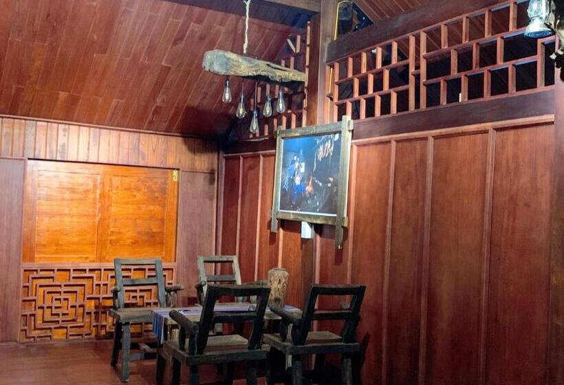 اتاق خانوادگی با چشمانداز کوه, Sim Farmstay Hà Giang