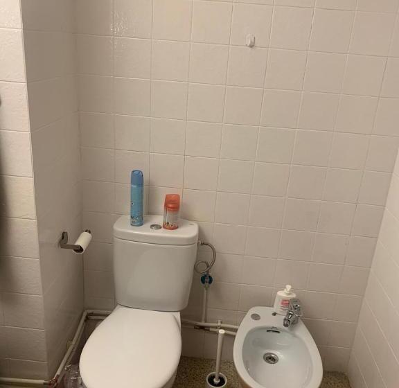 اتاق استاندارد, Habitacion Privada En Piso Compartido Lepanto