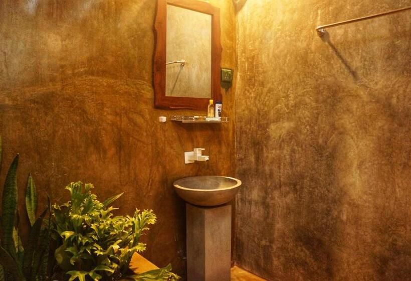 غرفة قياسية مطلّة علي الحديقة, Danu Resort