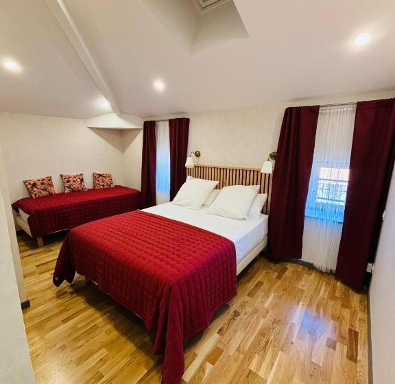 스탠다드 트리플 룸, Les Pierres Roses