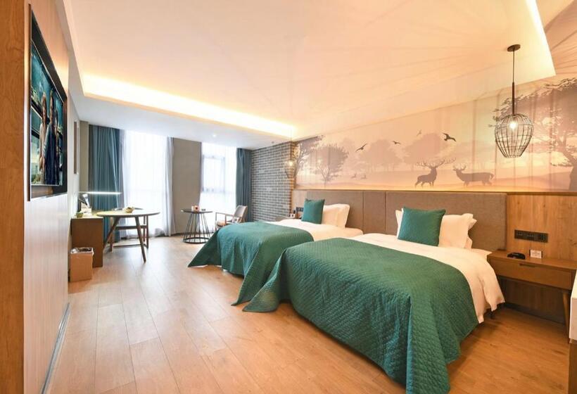 带观景的标准间, Mehood Lestie Hotel   Xi An Jiaotong University Xijing Hospital Changle Park Metro Station