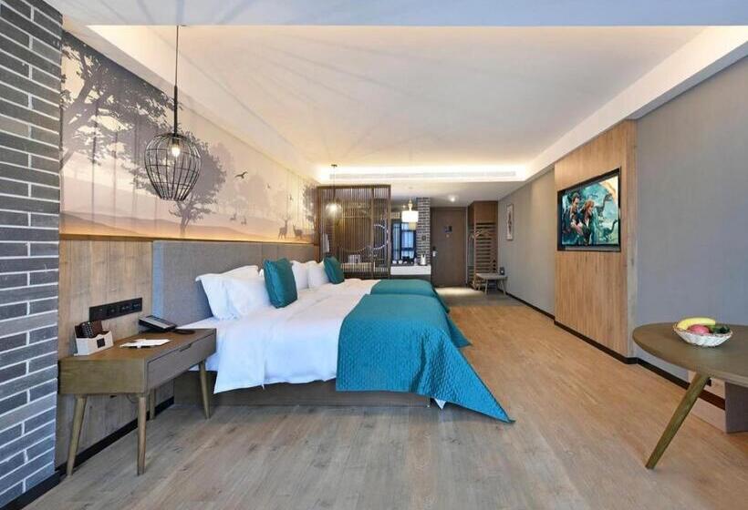 带观景的标准间, Mehood Lestie Hotel   Xi An Jiaotong University Xijing Hospital Changle Park Metro Station