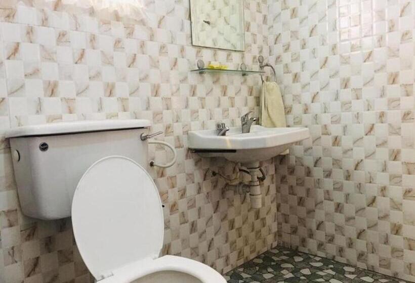 Standard-huone, Room In Bb   Single Room   Ground Floor In Accra