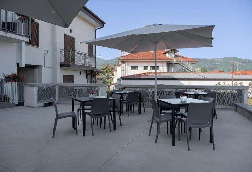 Номер Стандарт Вид на Сад, Villavità