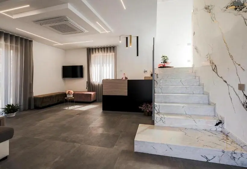 スーペリアールーム, Villavità