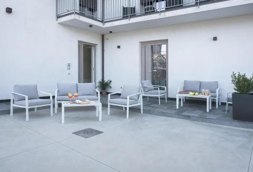 スーペリアールーム, Villavità