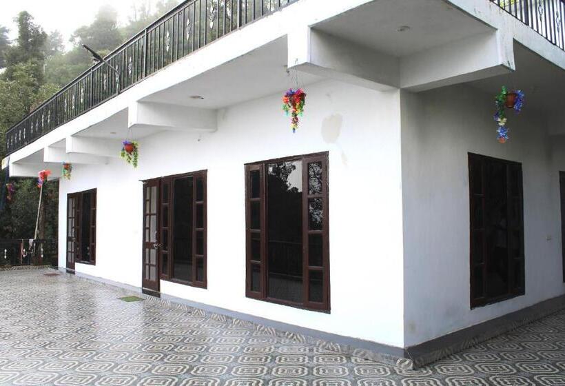 חדר סטנדרט עם מיטת קינג, Queen S View Villa By The Cafe