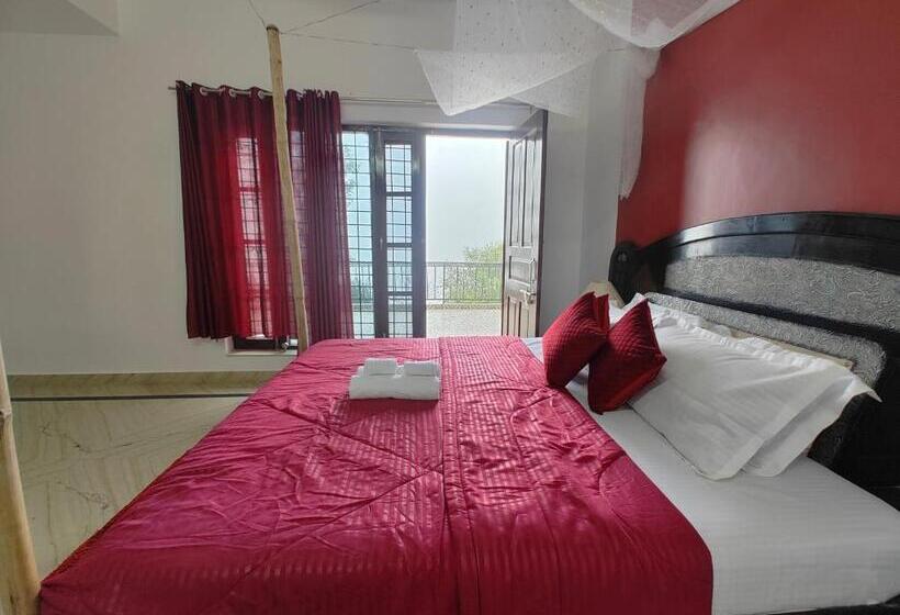 חדר סטנדרט עם מיטת קינג, Queen S View Villa By The Cafe