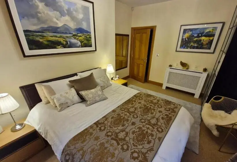 キングサイズベッドのスタンダードルーム, Drumee Lodge Boutique B And B, Newcastle, County Down