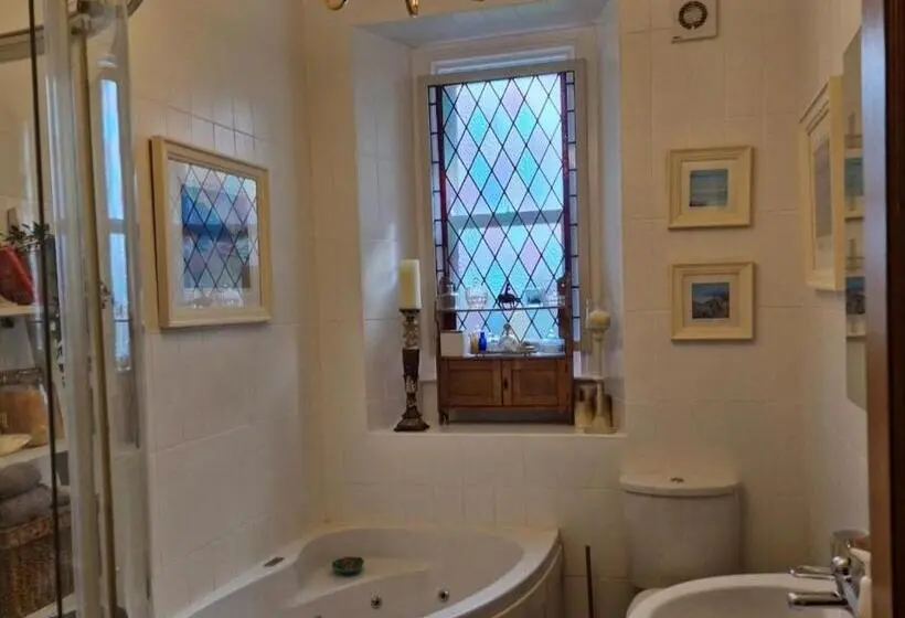 キングサイズベッドのスタンダードルーム, Drumee Lodge Boutique B And B, Newcastle, County Down