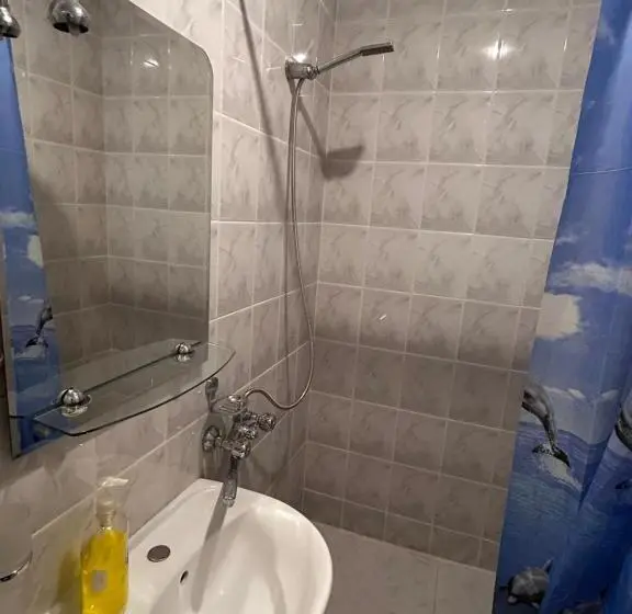 Chambre Standard, Cascade